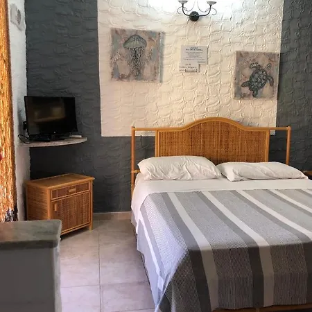 Aparthotel Il Melograno Lampedusa
